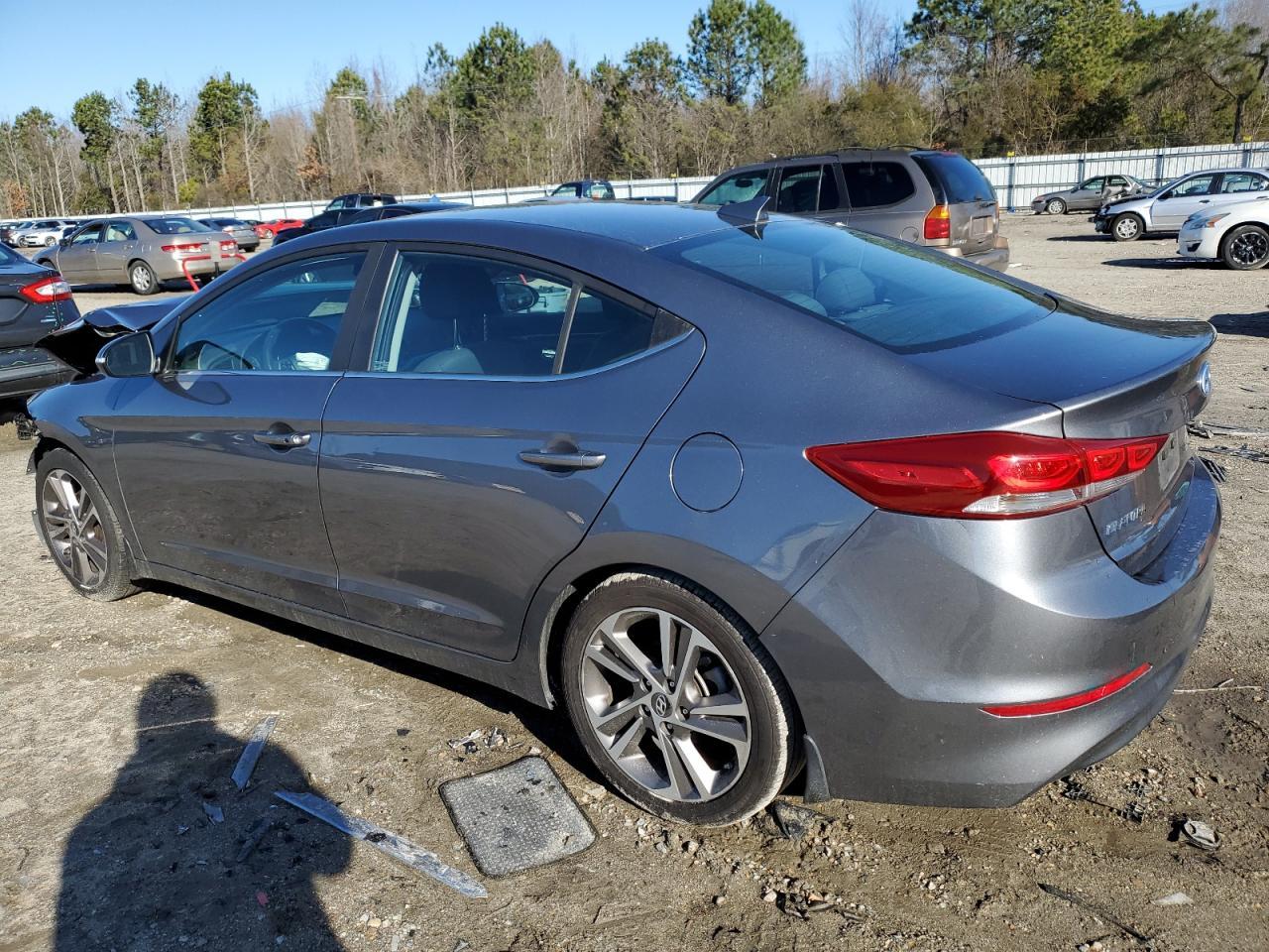 2018 HYUNDAI ELANTRA SE - Фото 2