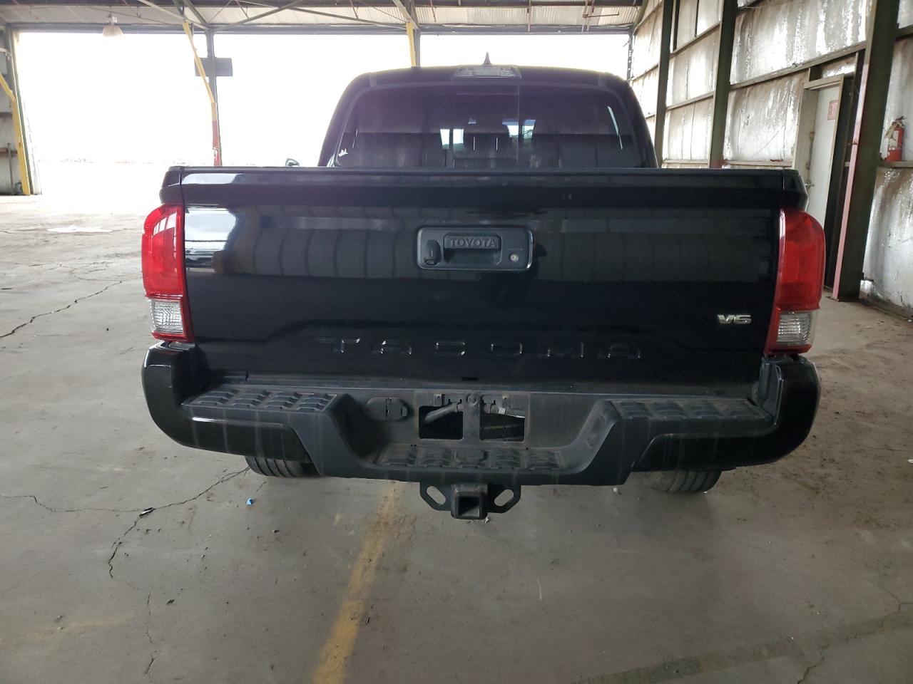 2017 TOYOTA TACOMA DOU - Фото 6