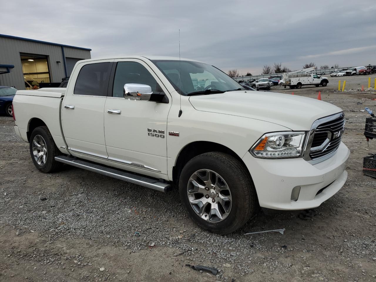 2017 RAM 1500 LONGH - Image 4