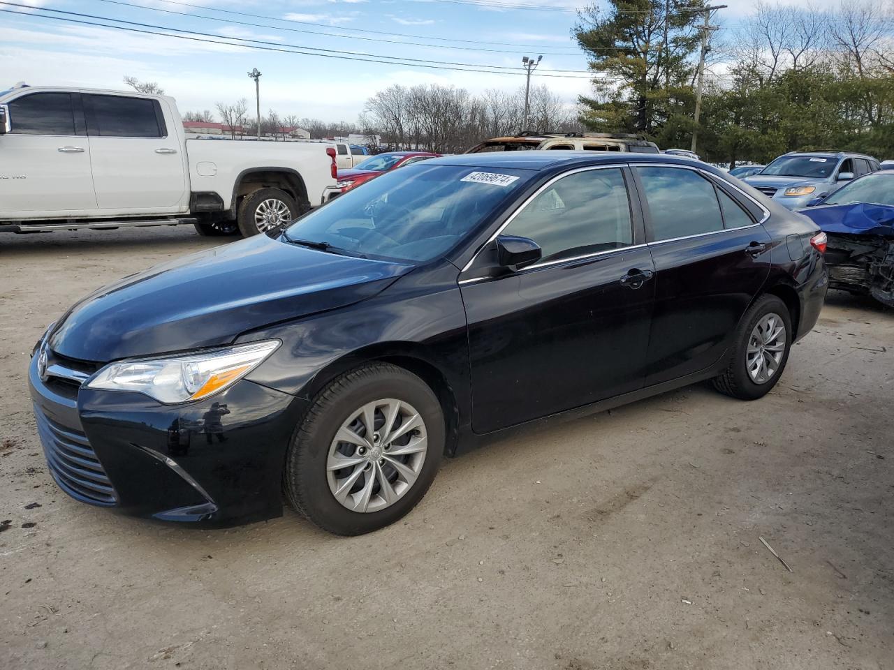 2016 TOYOTA CAMRY LE