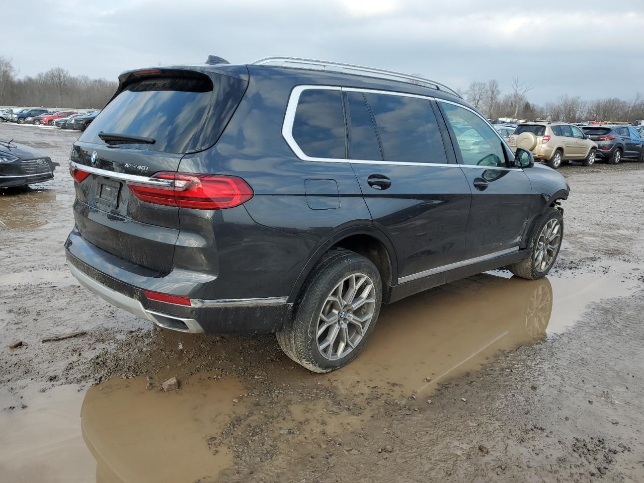 2021 BMW X7 XDRIVE4 - Image 3