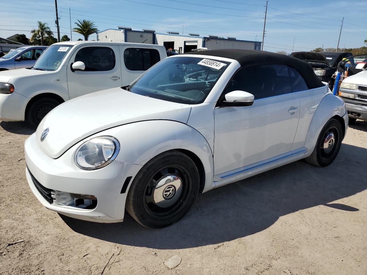 2015 VOLKSWAGEN BEETLE 1.8