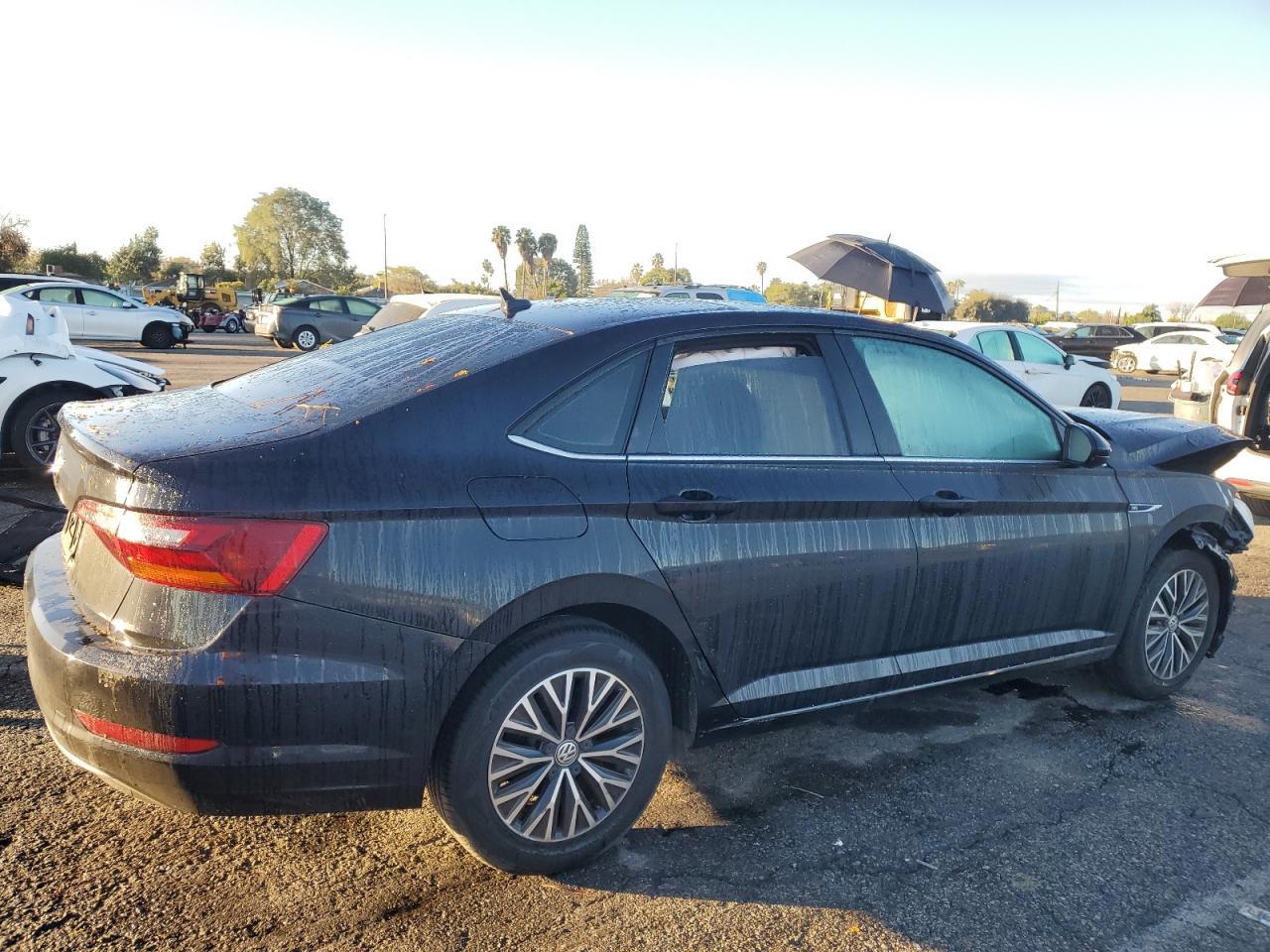 2019 VOLKSWAGEN JETTA SEL - Фото 3