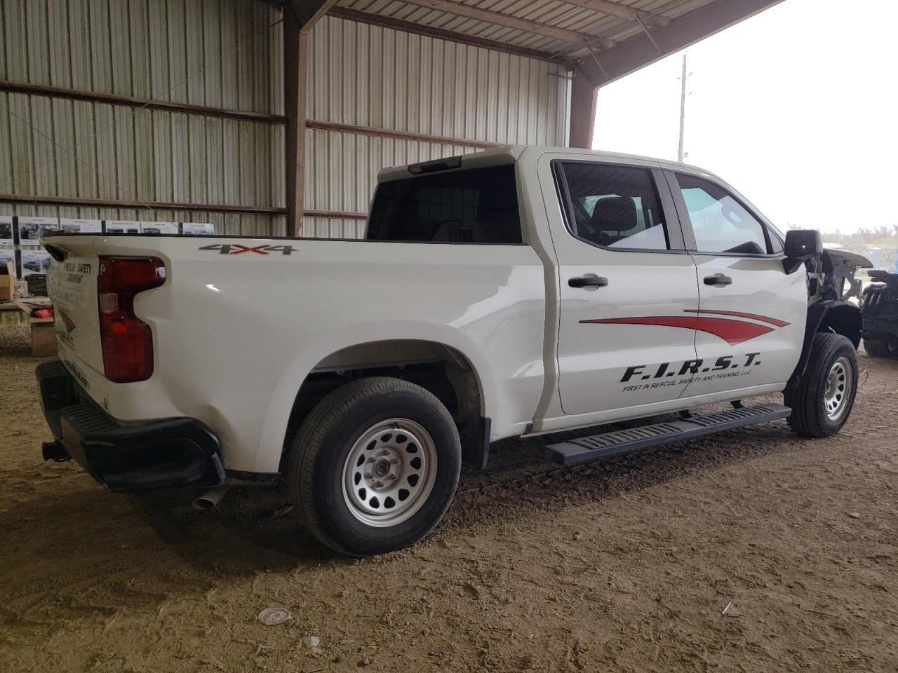 2019 CHEVROLET SILVERADO - Image 3