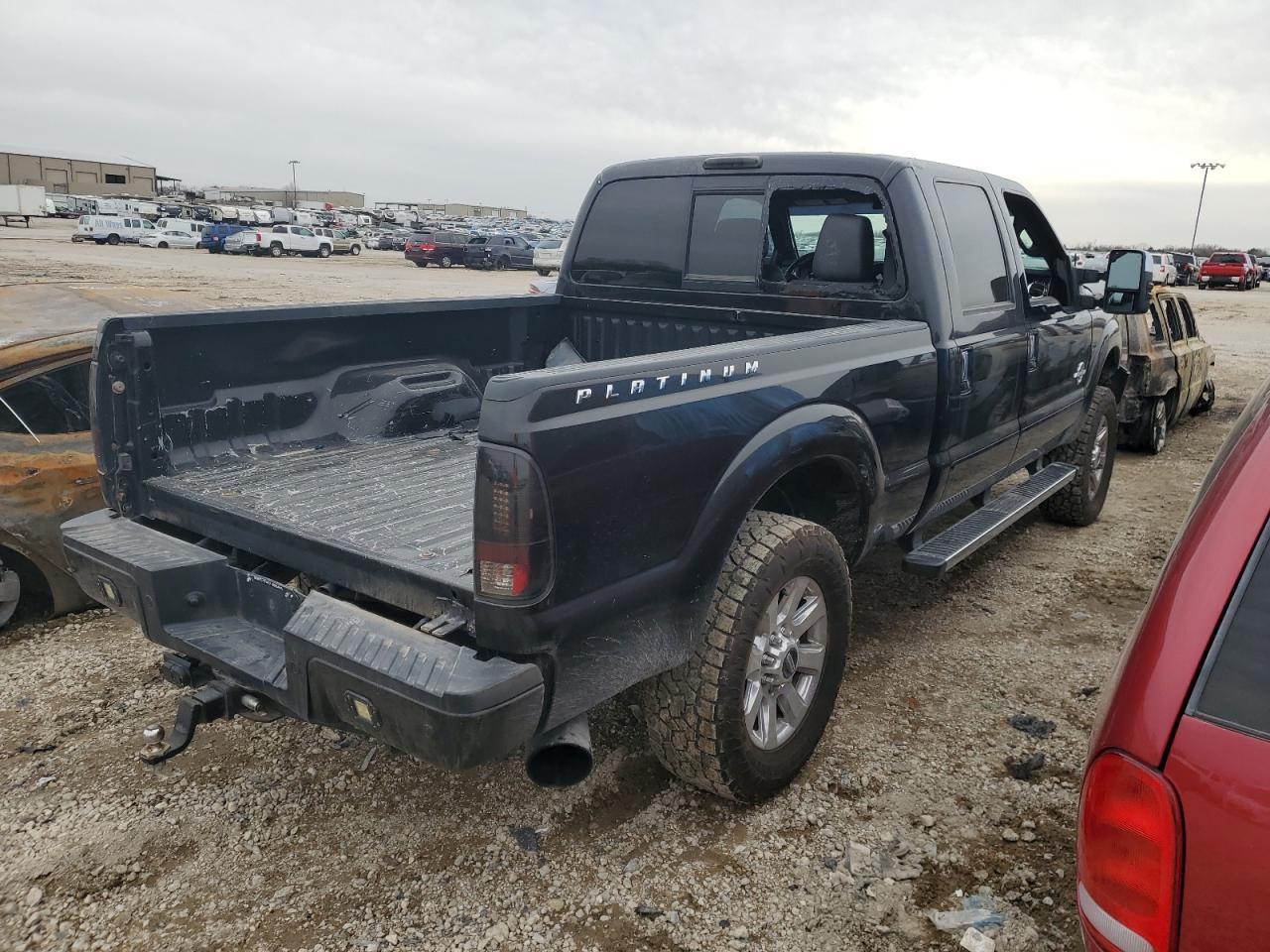 2015 FORD F250 SUPER - Фото 3