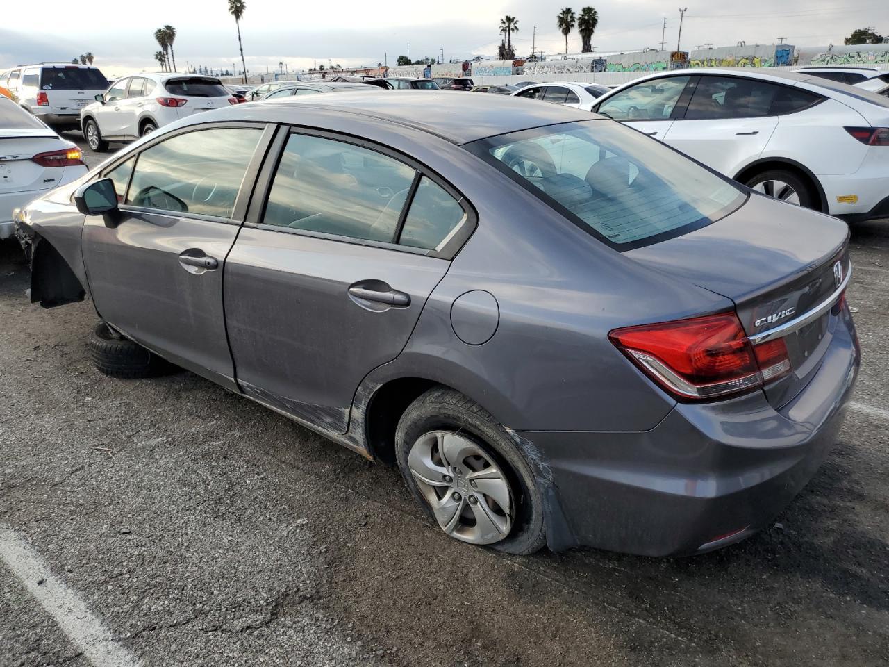2015 HONDA CIVIC LX - Image 2