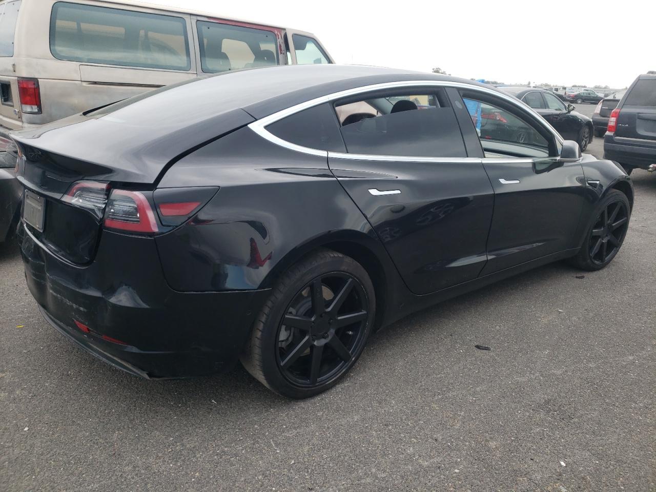 2019 TESLA MODEL 3 - Image 3