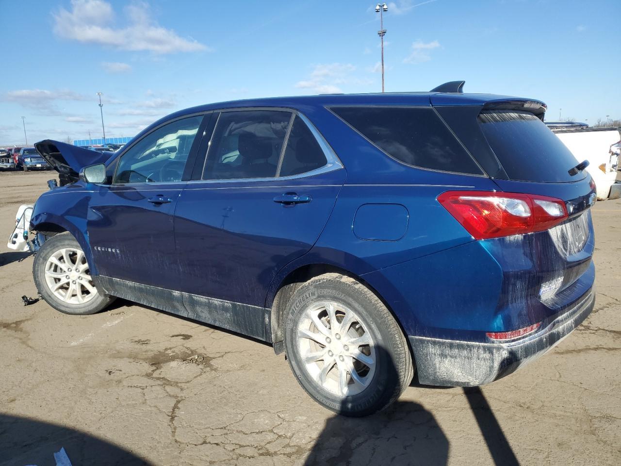 2019 CHEVROLET EQUINOX LT - Image 2