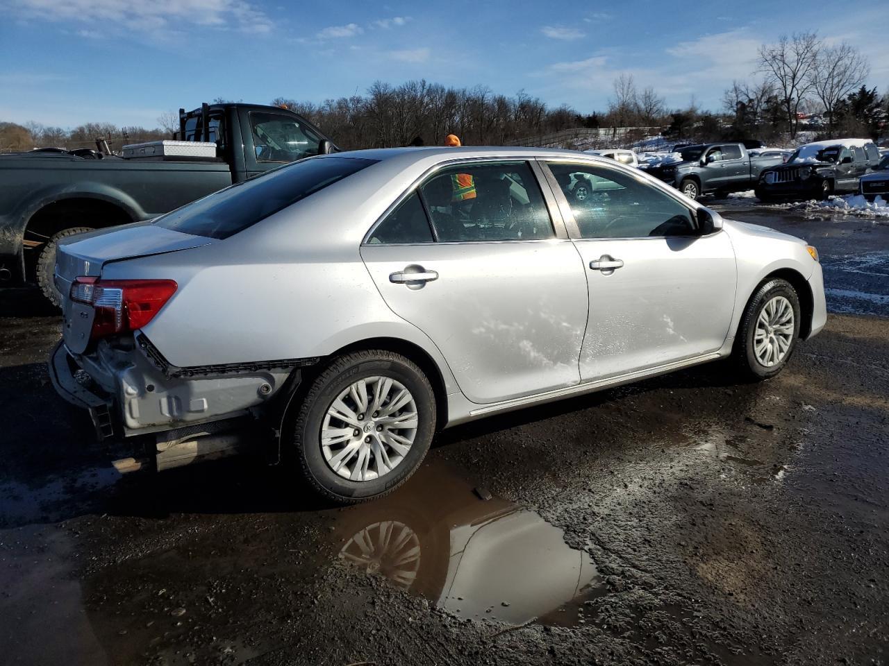 2012 TOYOTA CAMRY BASE - Image 3