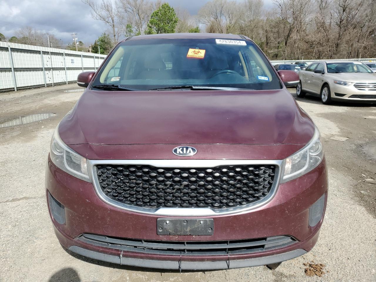 2016 KIA SEDONA LX - Image 5