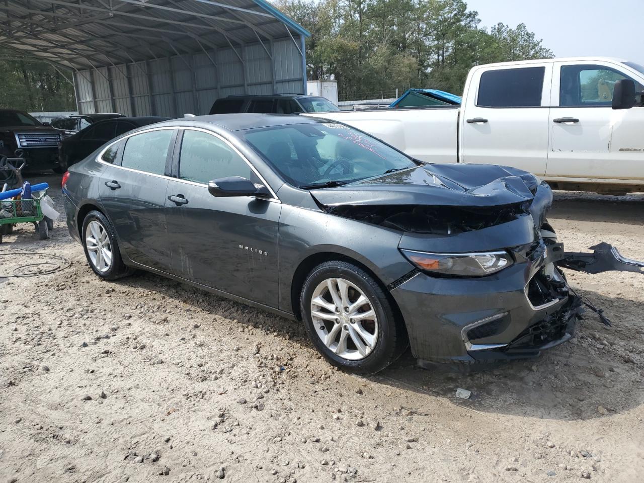 2017 CHEVROLET MALIBU LT - Image 4