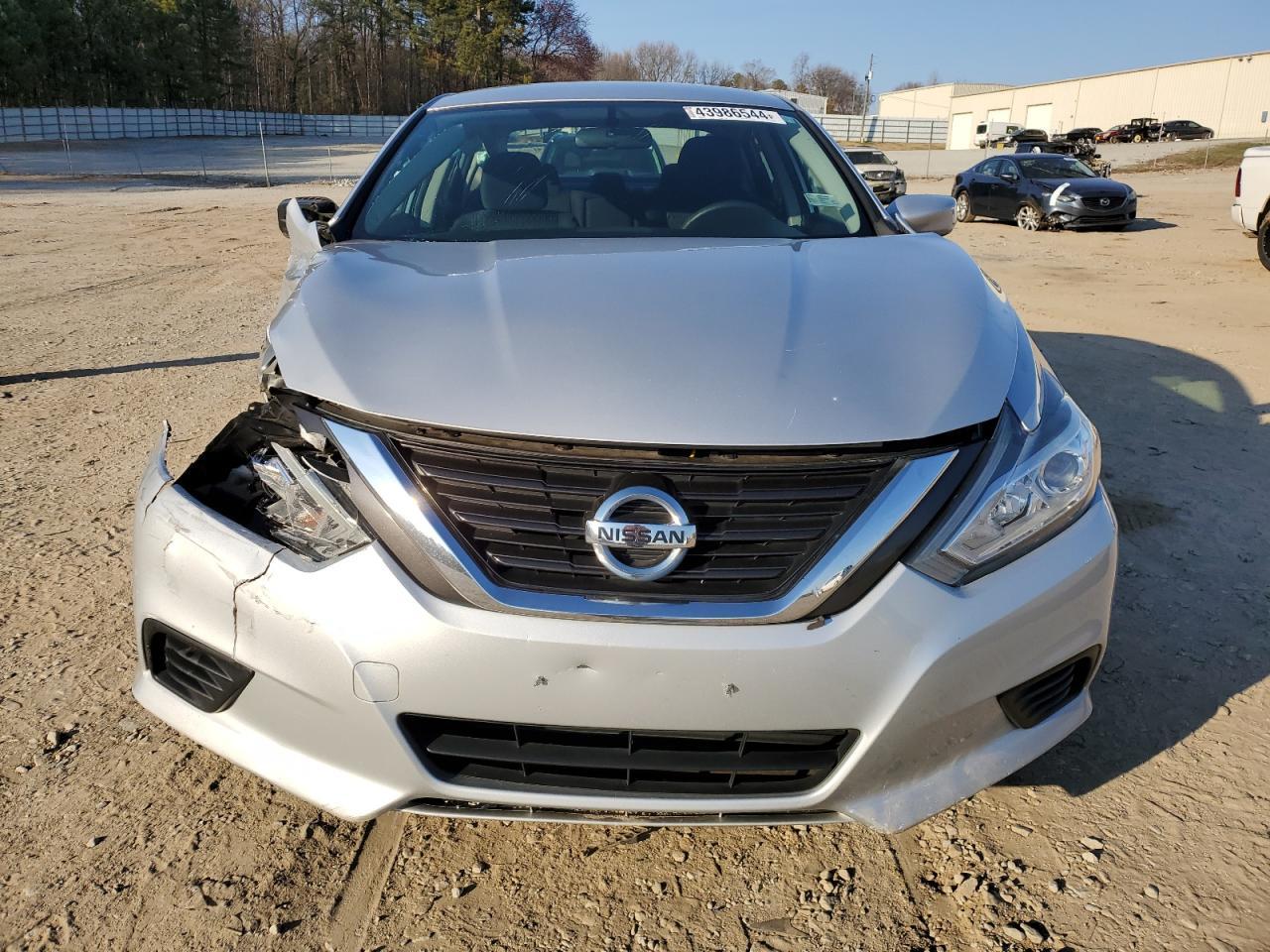 2016 NISSAN ALTIMA 2.5 - Фото 5