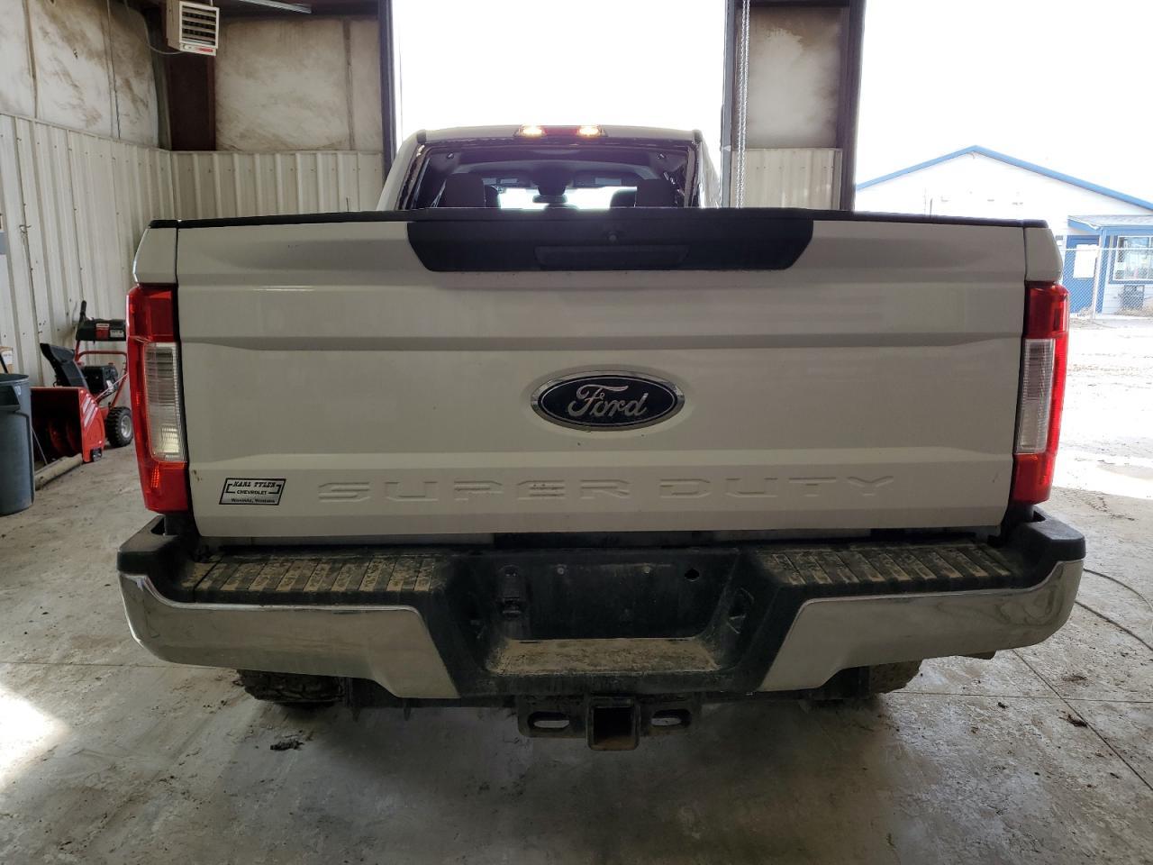 2017 FORD F350 SUPER - Image 6