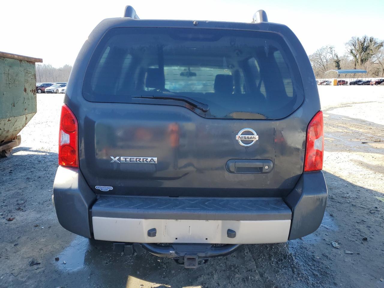 2013 NISSAN XTERRA X - Image 6