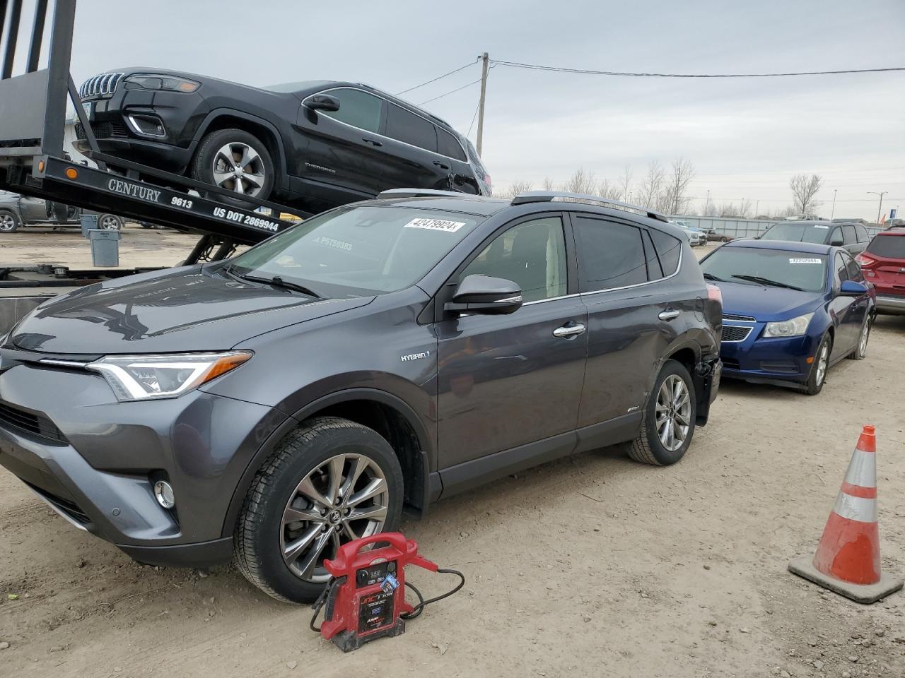 2018 TOYOTA RAV4 HV LI car image