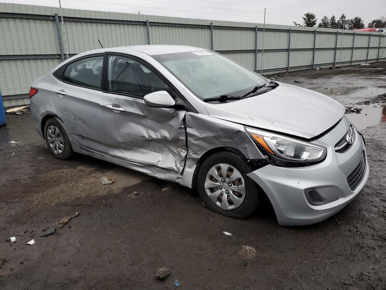 2016 HYUNDAI ACCENT SE - Фото 4