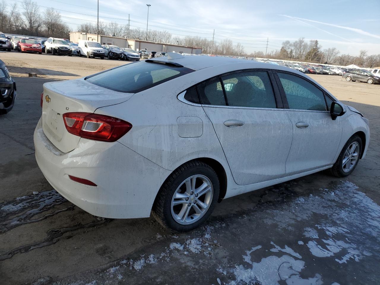 2017 CHEVROLET CRUZE LT - Фото 3