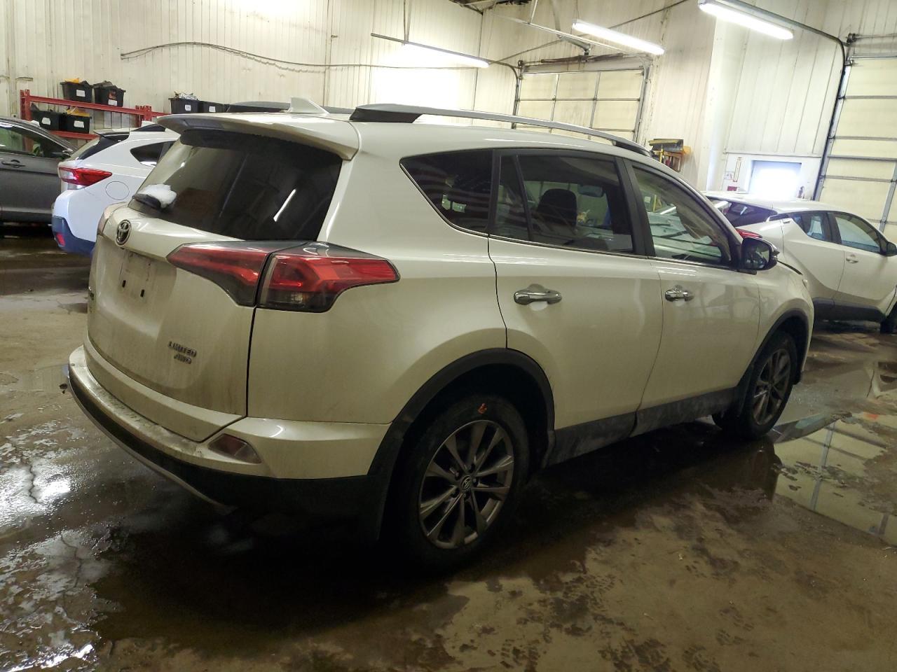 2018 TOYOTA RAV4 LIMIT - Фото 3