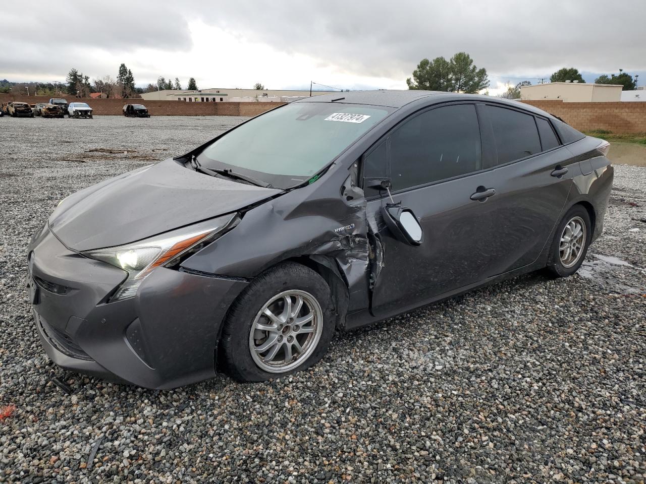 2017 TOYOTA PRIUS car image