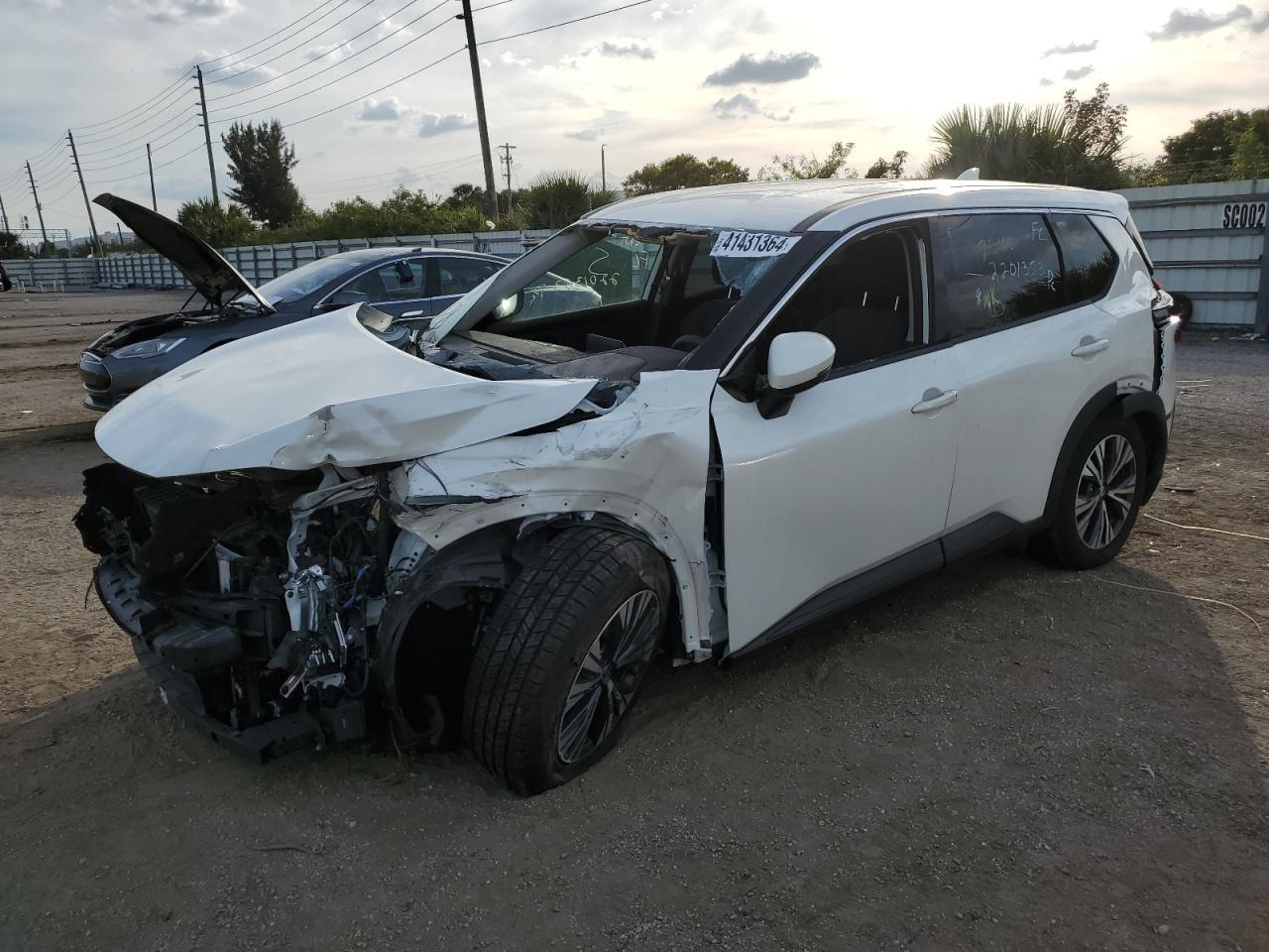 2021 NISSAN ROGUE SV car image