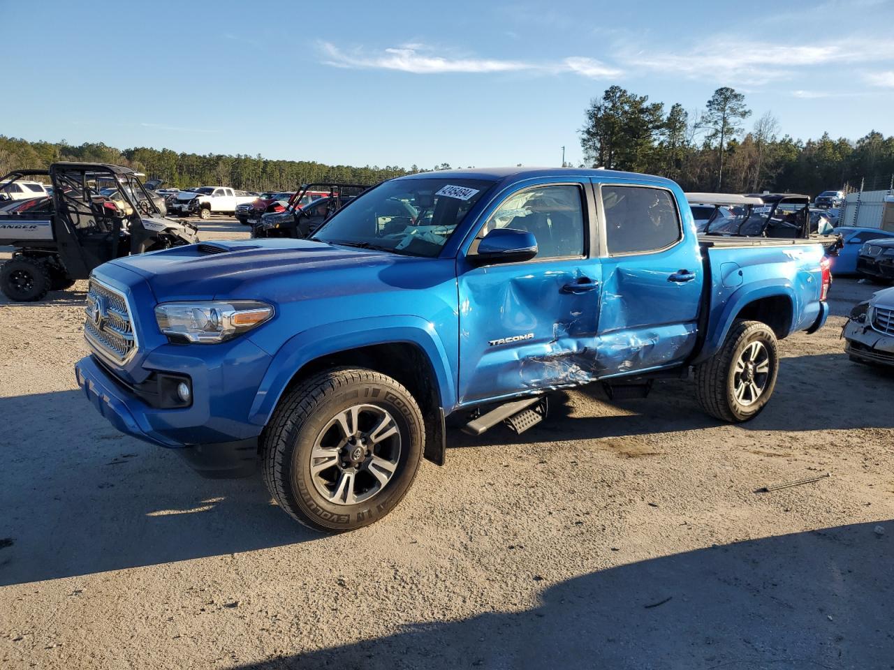 2017 TOYOTA TACOMA DOU