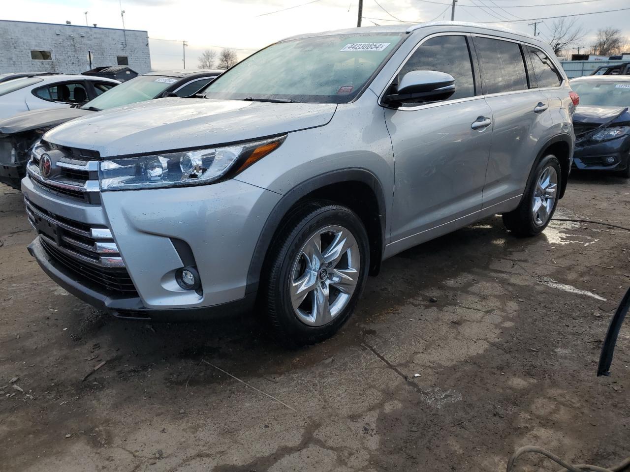 2019 TOYOTA HIGHLANDER