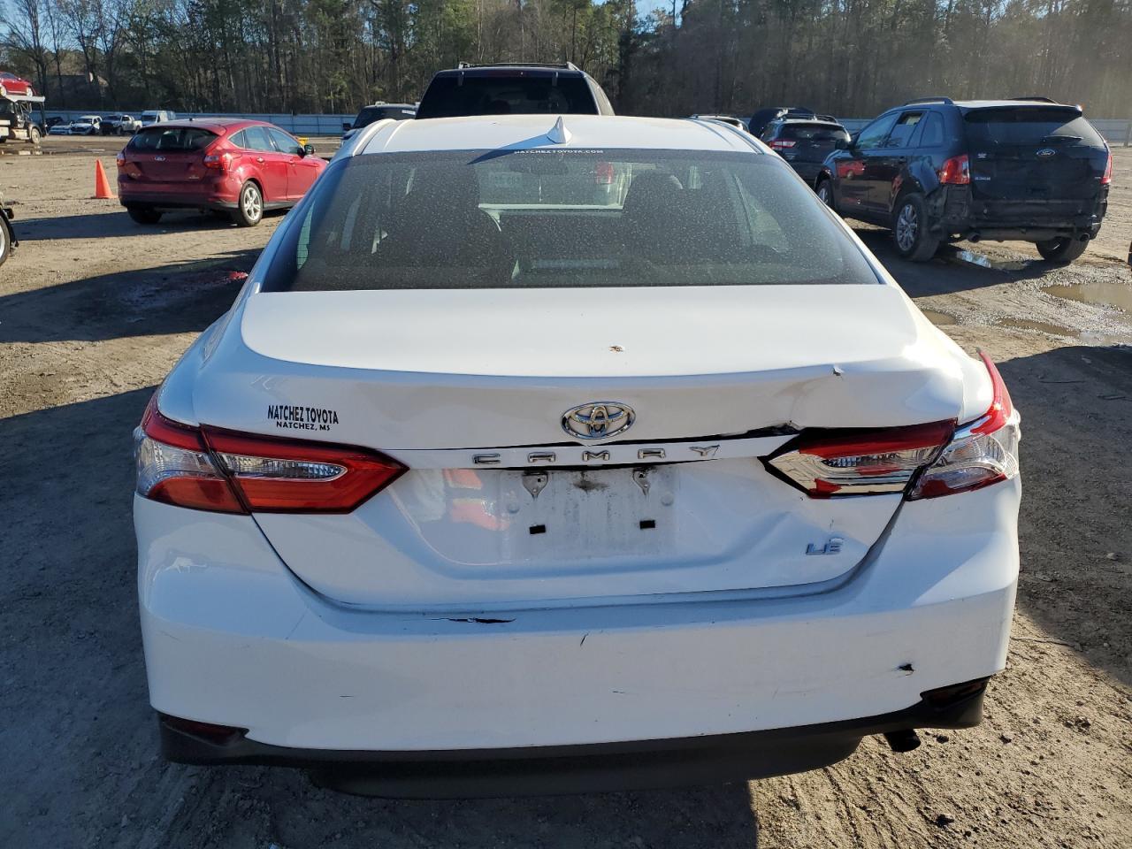 2020 TOYOTA CAMRY LE - Фото 6
