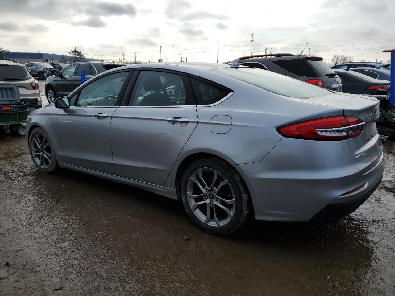 2020 FORD FUSION SEL - Фото 2