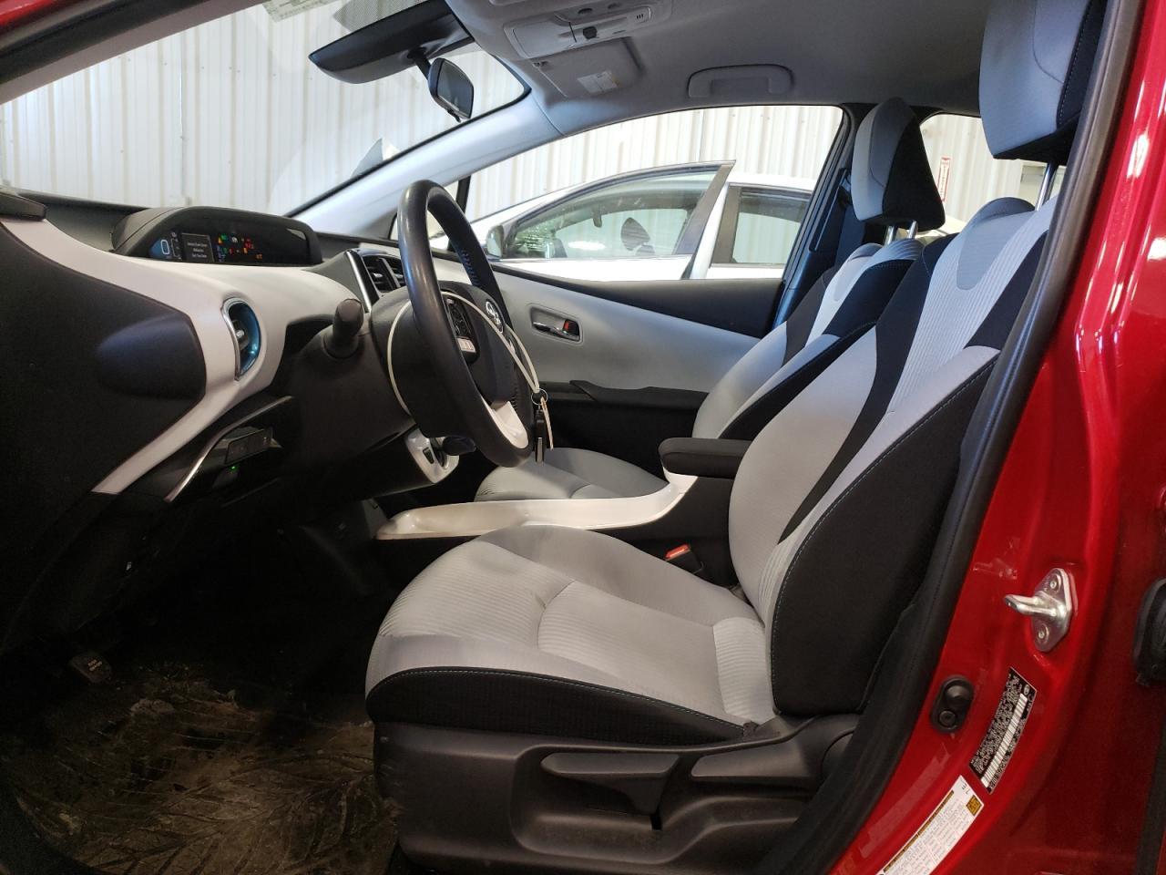 2018 TOYOTA PRIUS PRIM - Фото 7