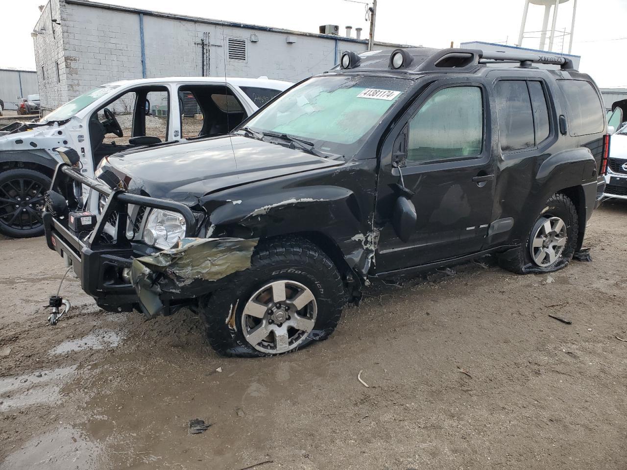 2013 NISSAN XTERRA X