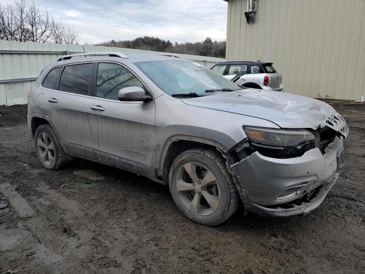 2019 JEEP CHEROKEE L - Image 4