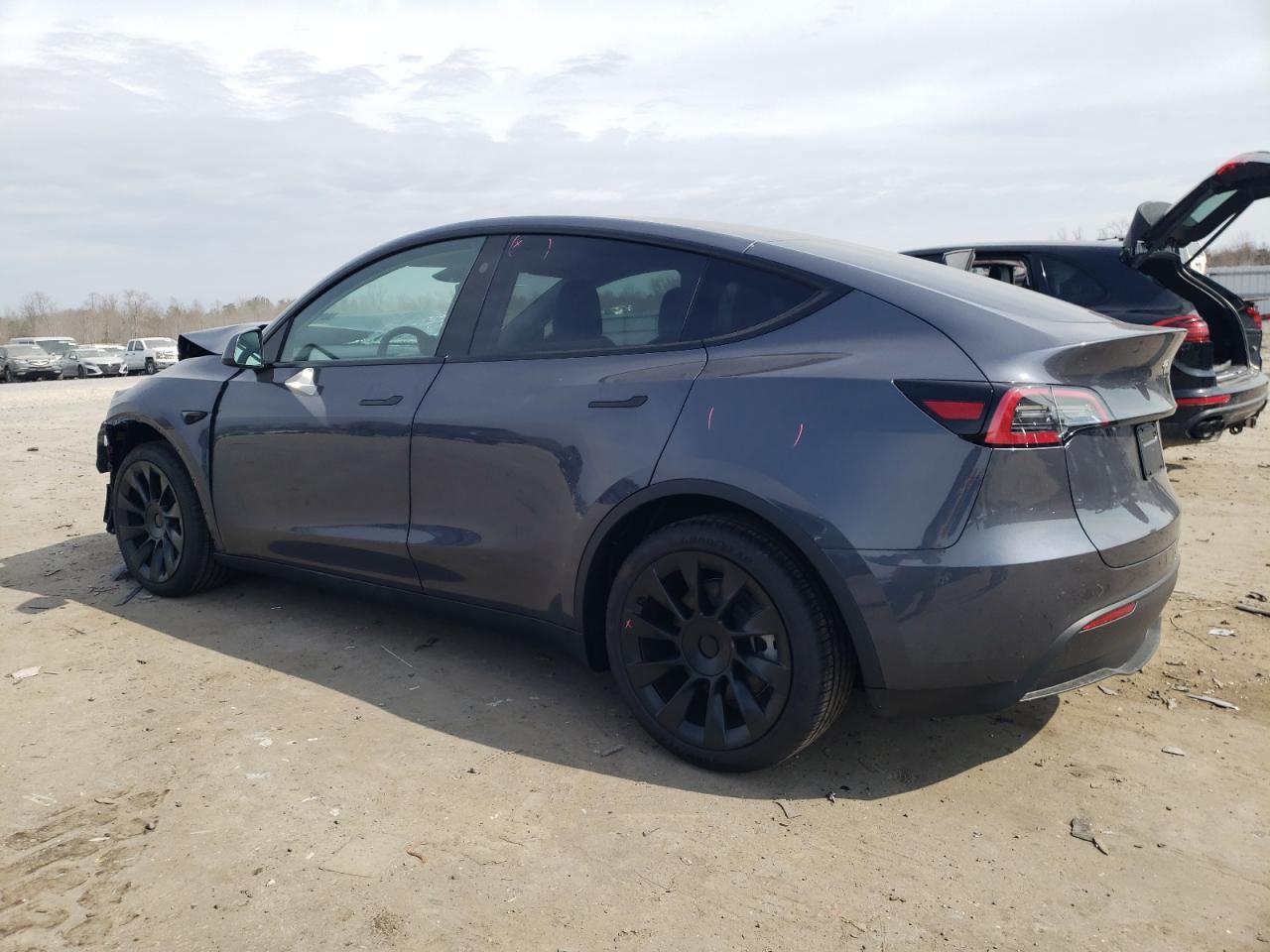 2023 TESLA MODEL Y - Фото 2