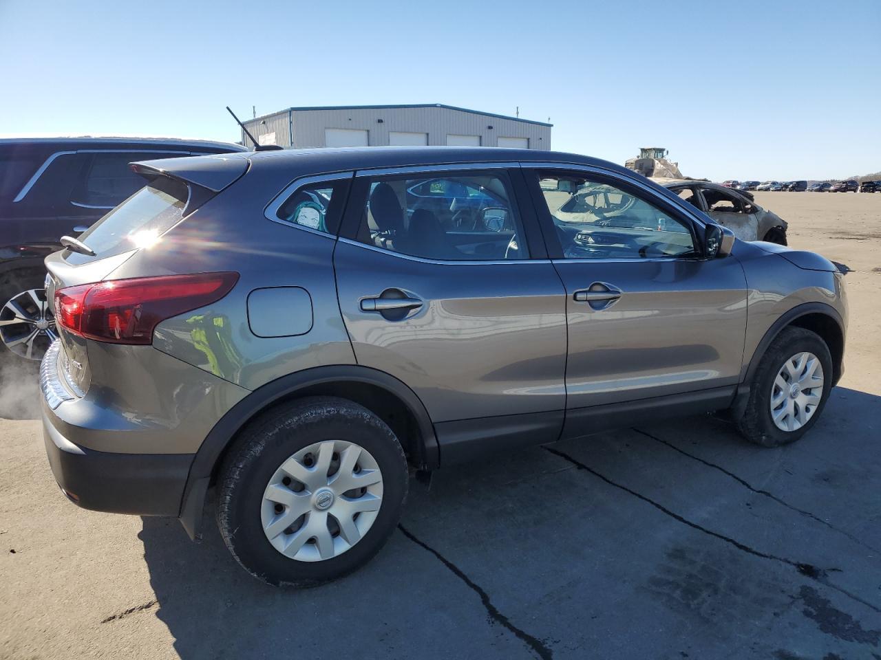 2017 NISSAN ROGUE SPOR - Image 3