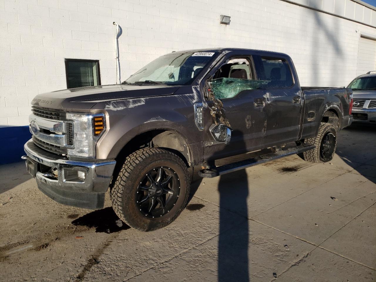 2019 FORD F250 SUPER car image