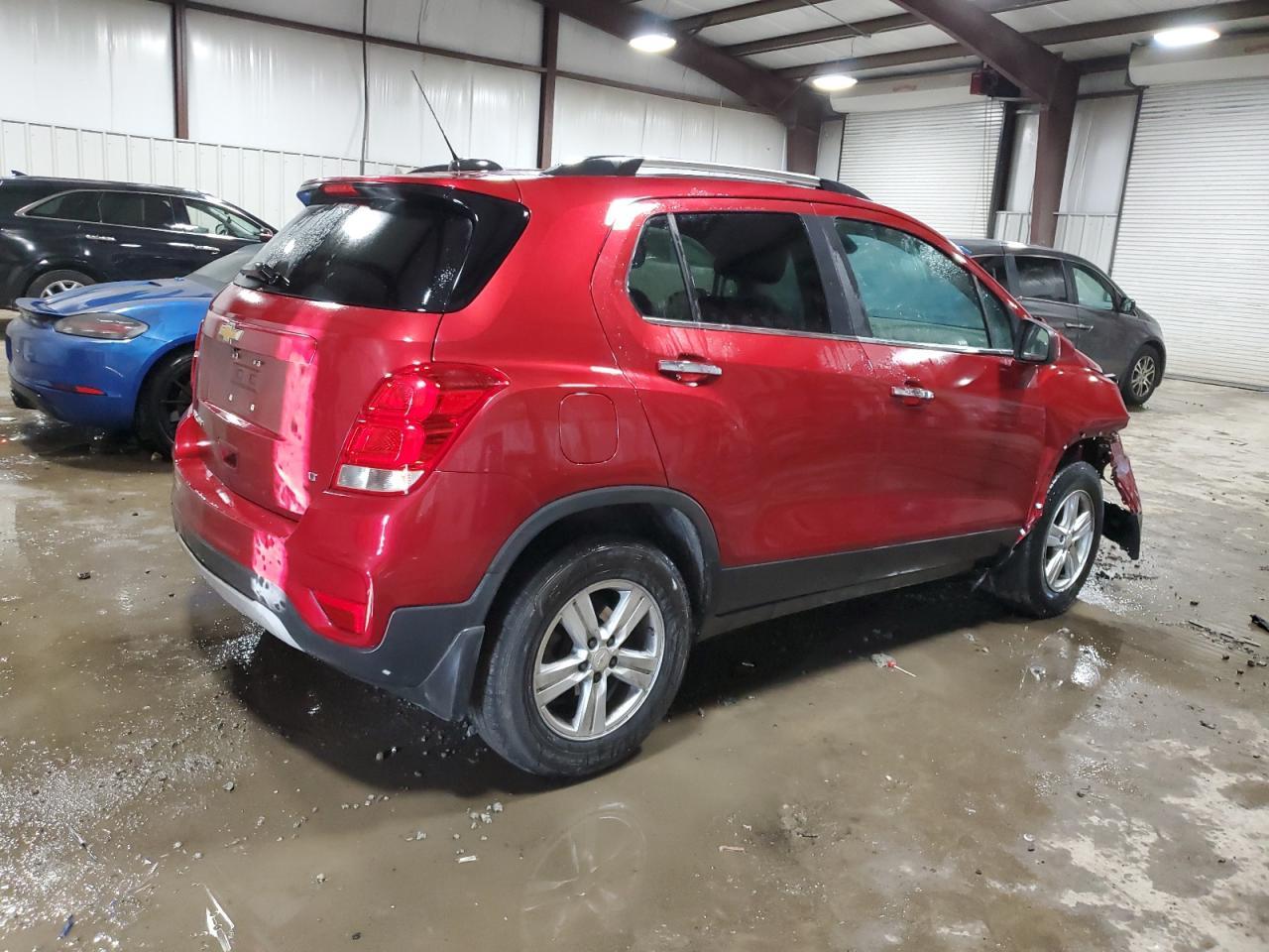 2018 CHEVROLET TRAX 1LT - Image 3