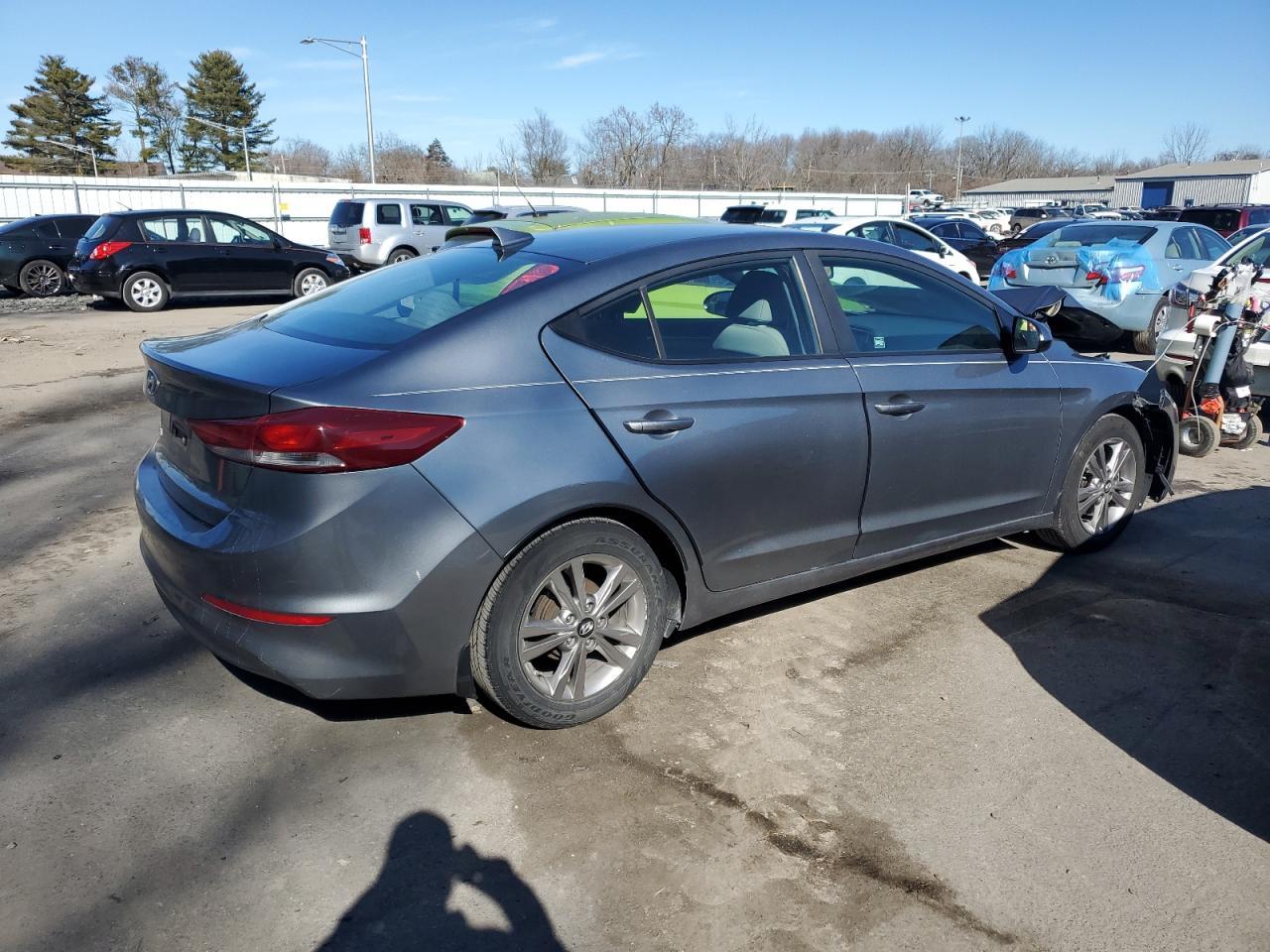 2017 HYUNDAI ELANTRA SE - Image 3