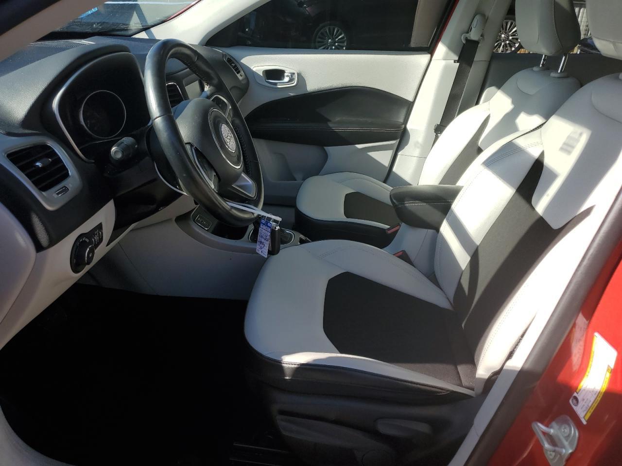 2020 JEEP COMPASS LA - Фото 7