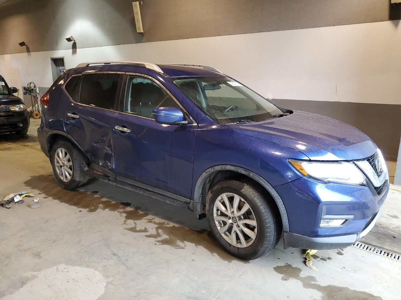 2018 NISSAN ROGUE S - Image 4