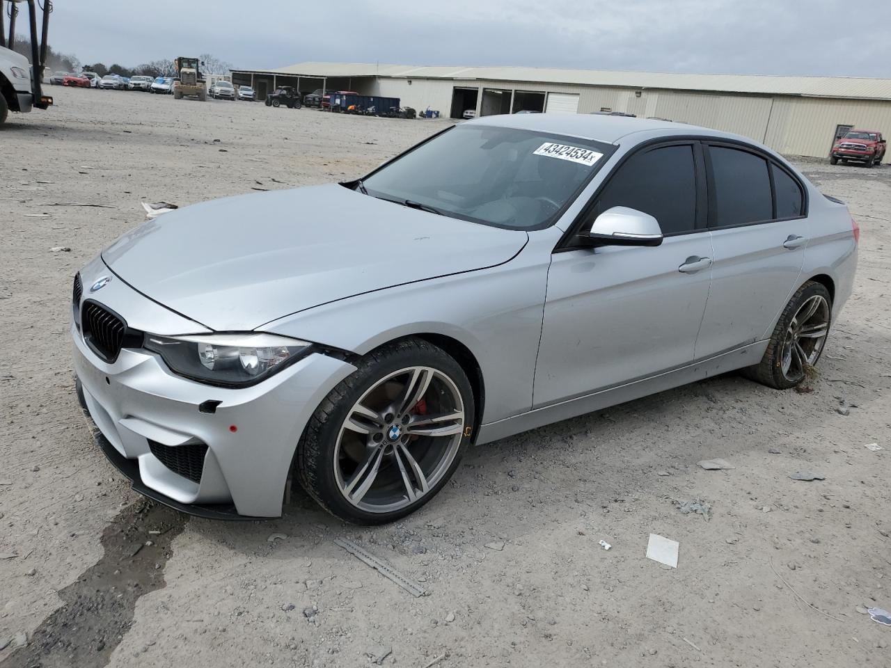 2012 BMW 328 I car image