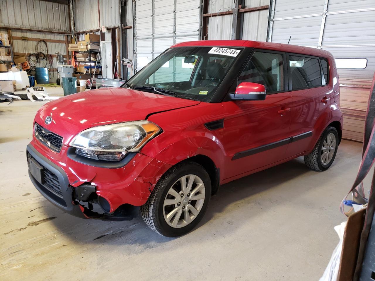 2013 KIA SOUL +