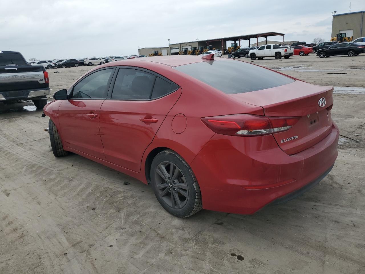 2018 HYUNDAI ELANTRA SE - Image 2