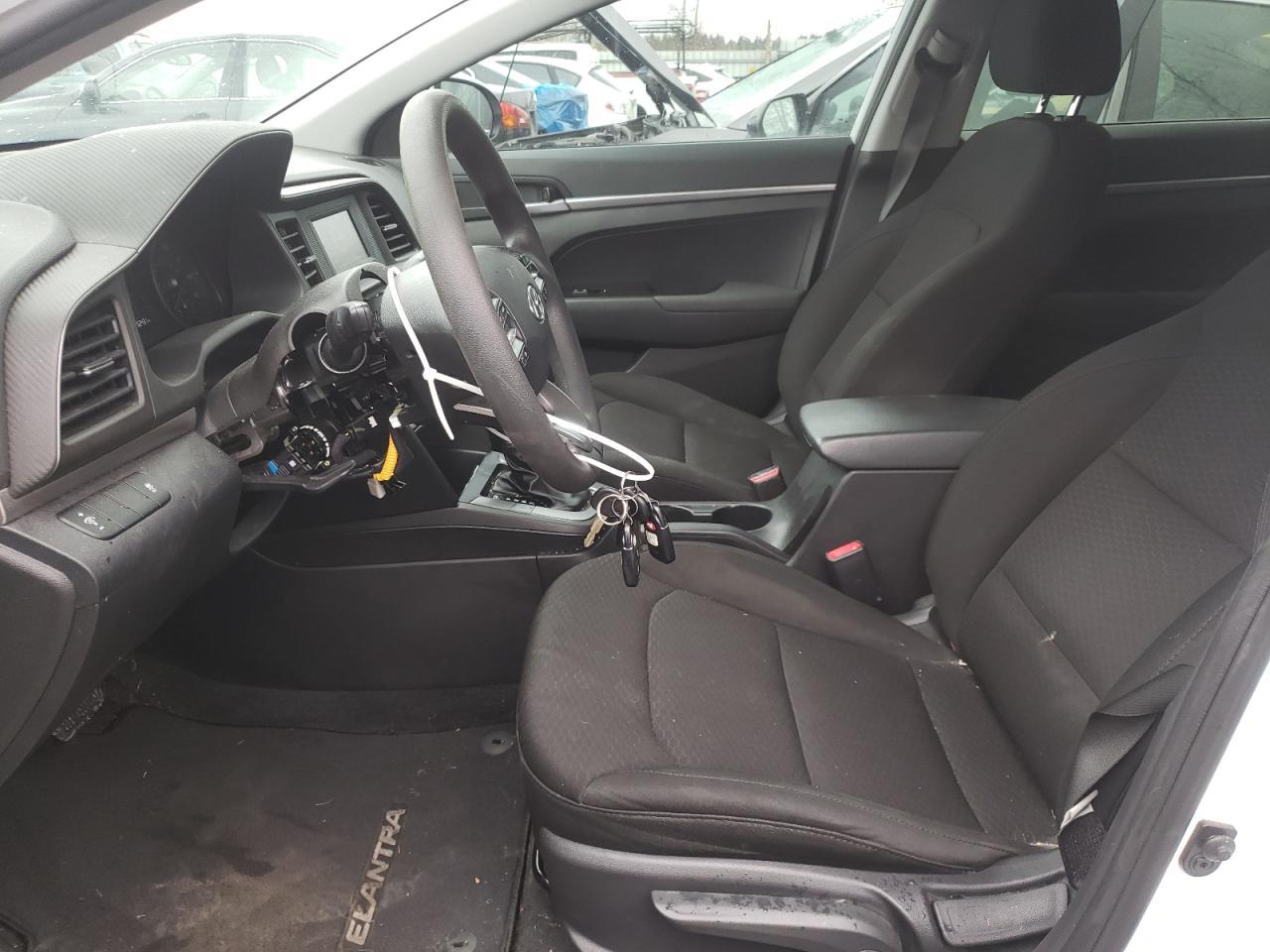 2019 HYUNDAI ELANTRA SE - Image 7