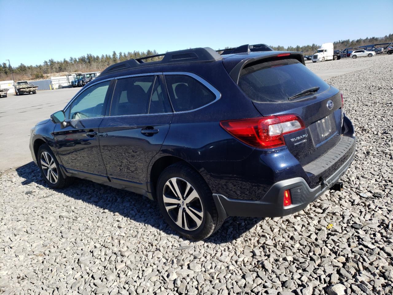 2018 SUBARU OUTBACK 3. - Image 2