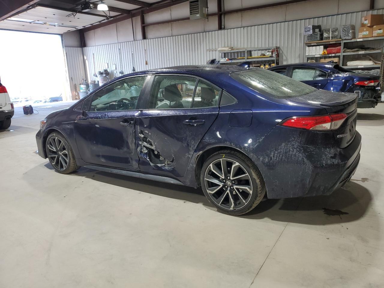 2020 TOYOTA COROLLA SE - Image 2