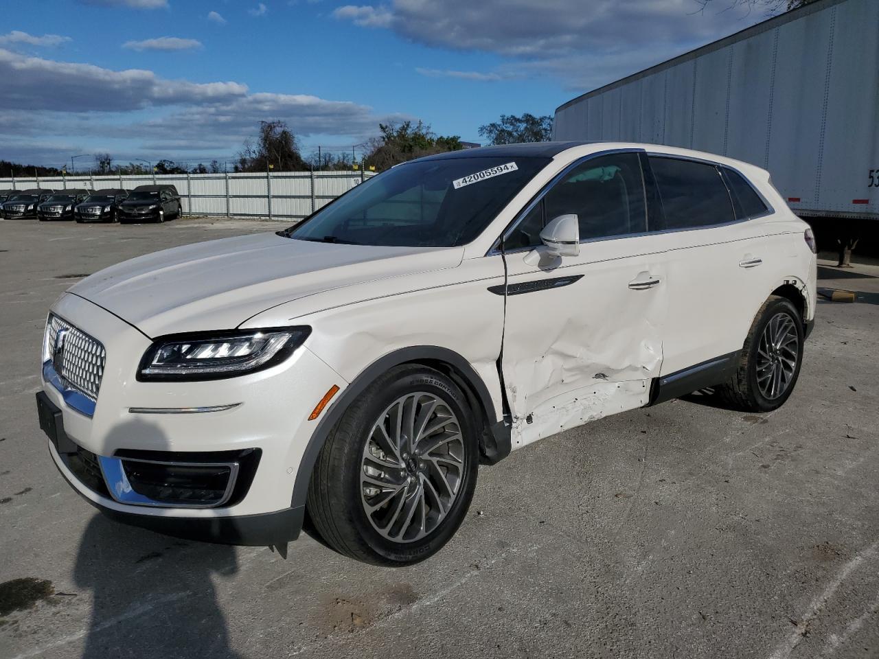 2019 LINCOLN NAUTILUS R car image