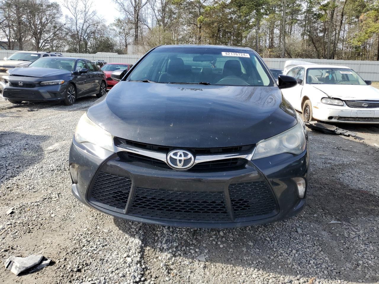 2015 TOYOTA CAMRY LE - Image 5