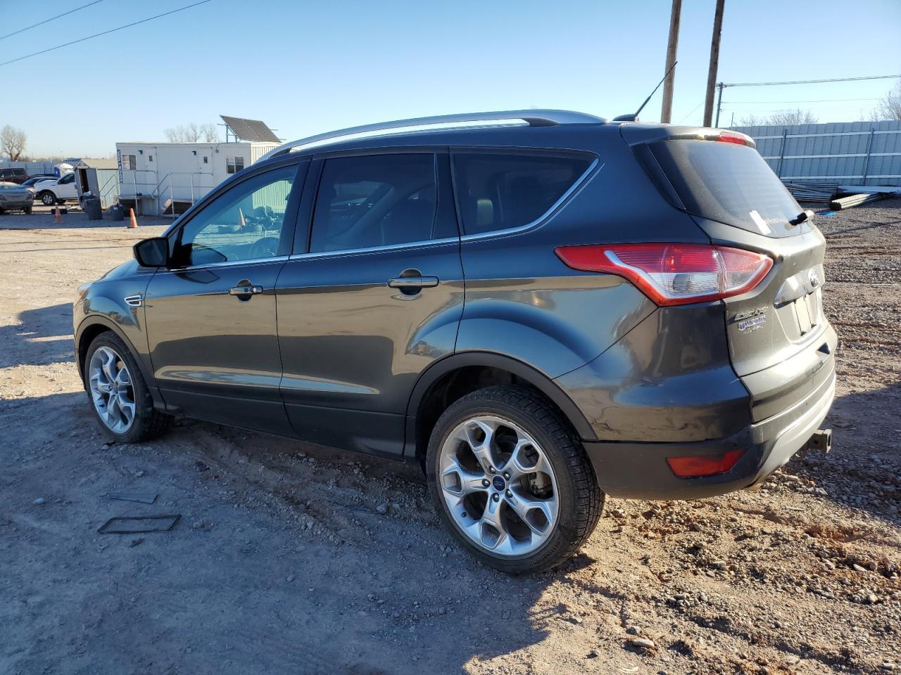 2016 FORD ESCAPE TIT - Image 2