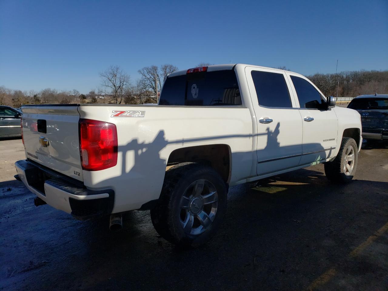 2016 CHEVROLET SILVERADO - Фото 3