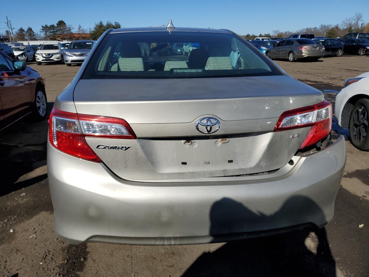 2014 TOYOTA CAMRY L - Фото 6