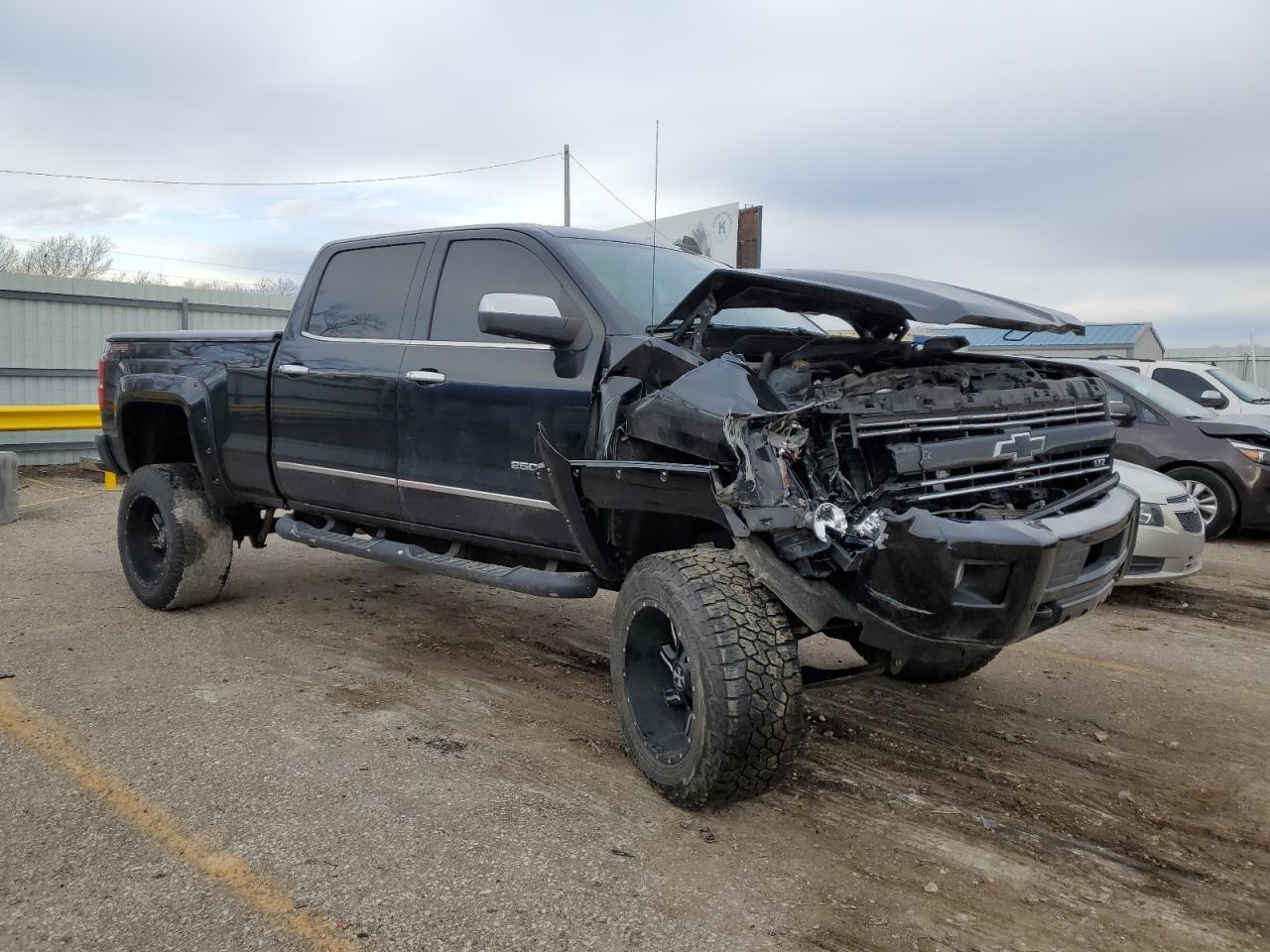 2016 CHEVROLET SILVERADO - Фото 4